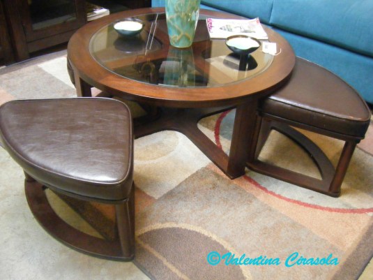 coffee-table-with-stool-chairs